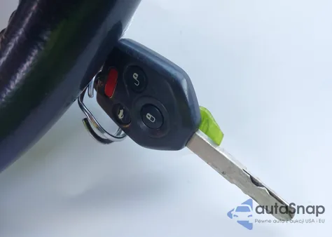 2011 Subaru Outback 2.5I Premium z USA, uszkodzony, nr VIN 4S4BRBCC5B3397489